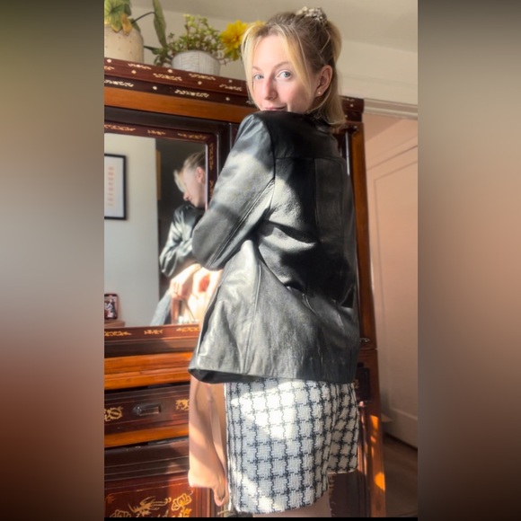 Black and white checkered Forever 21 Skort - Picture 3 of 6